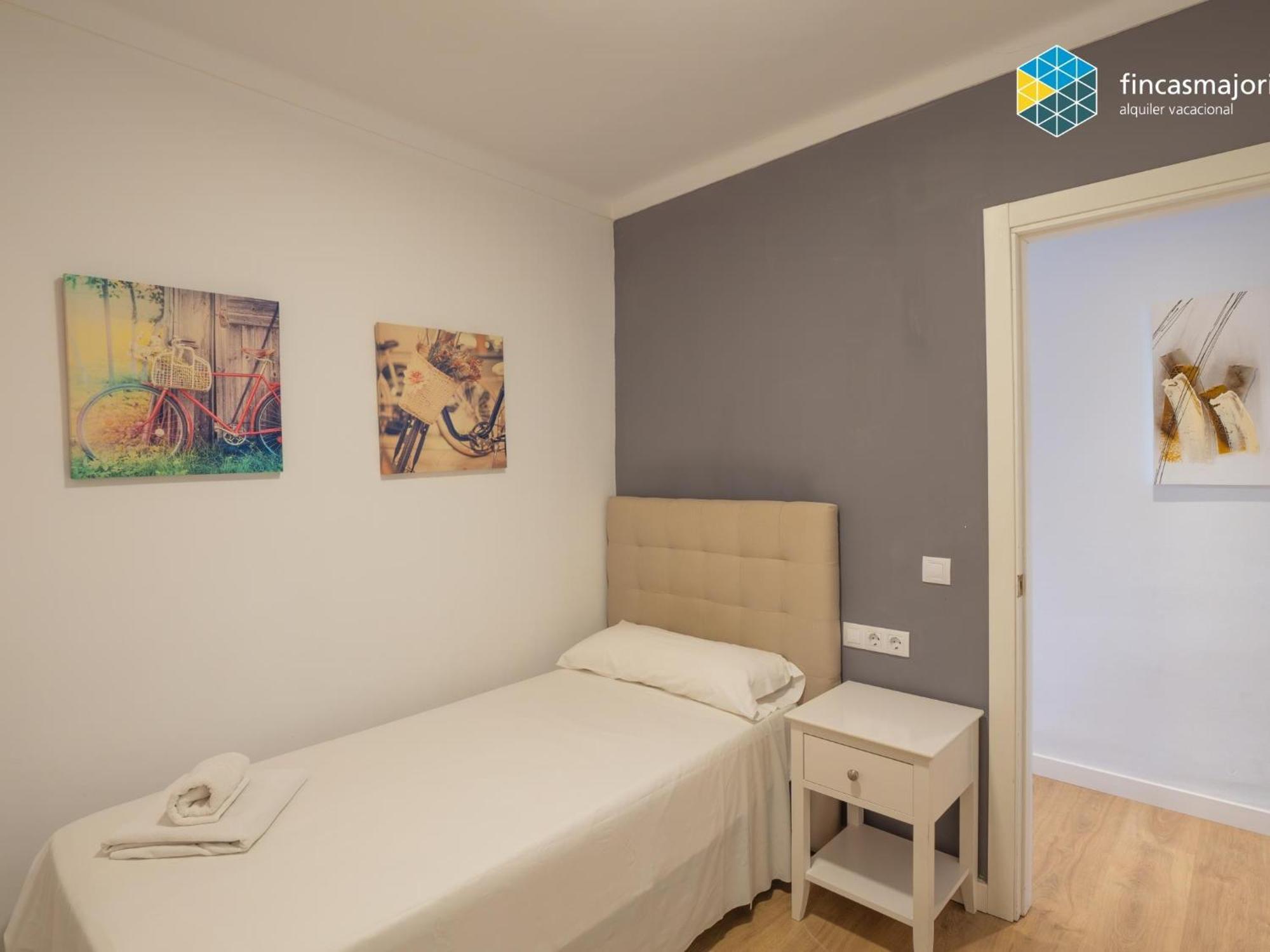 Apartment Apto Antic 101 Pax 6